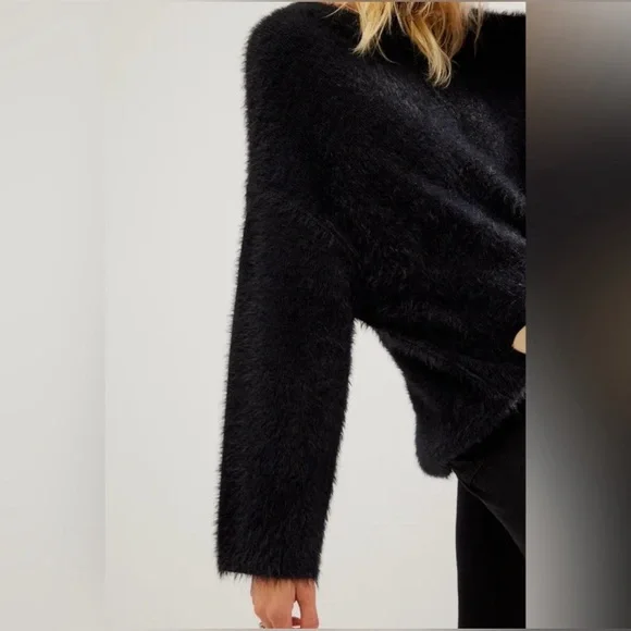 24. NWT Free People Harrison Bunny Crew - Picture 2 of 4